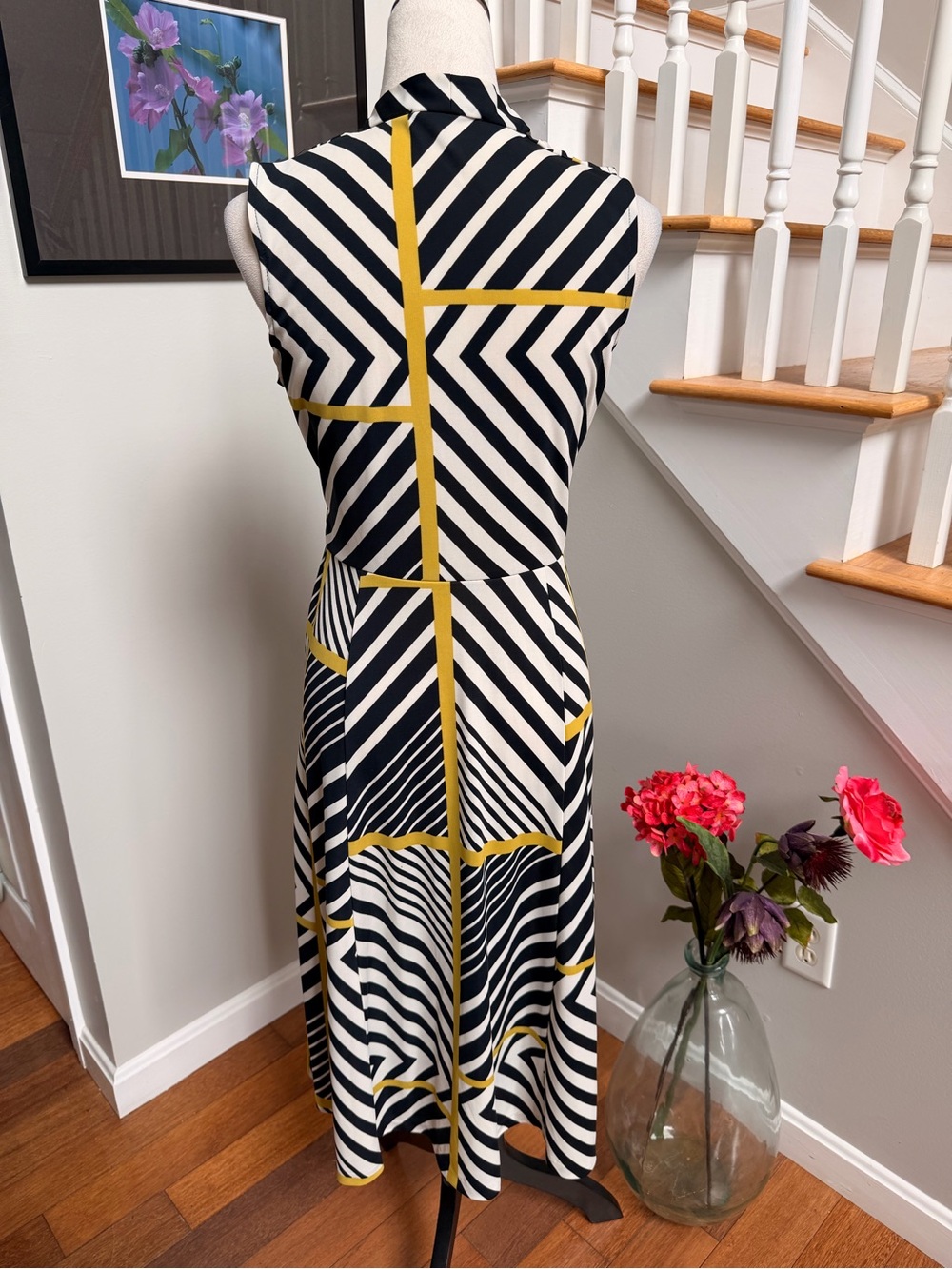 Jones New York Medium Sleeveless Navy and White Striped Midi Dress Yellow Accent - Picture 4 of 7